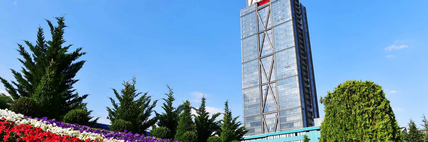 Türk Telekom, Türkiye’nin en büyük Siber Güvenlik Merkezi ve Hizmet Yönetim Merkezi’nin de içinde bulunduğu yeni genel müdürlük binasını açtı