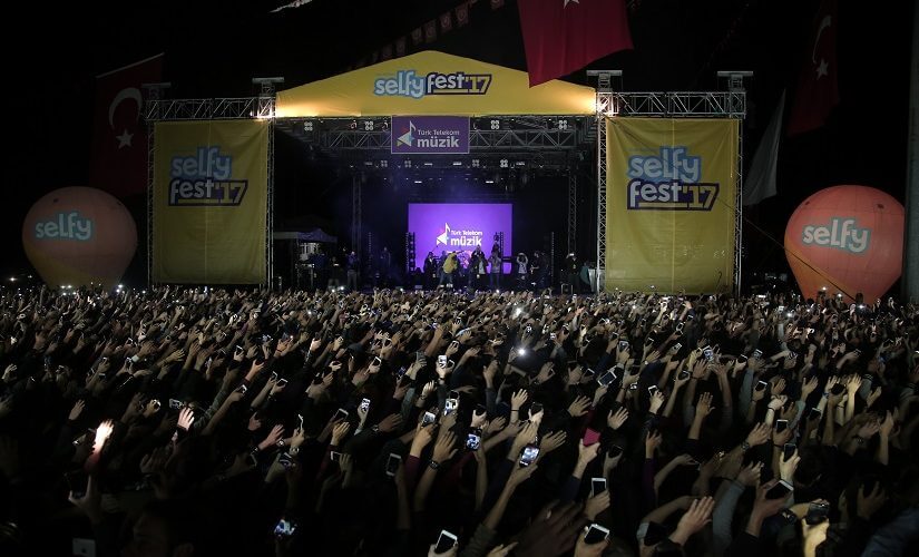 Selfy Fest‘17 ile 250 bin öğrenci doyasıya eğlendi