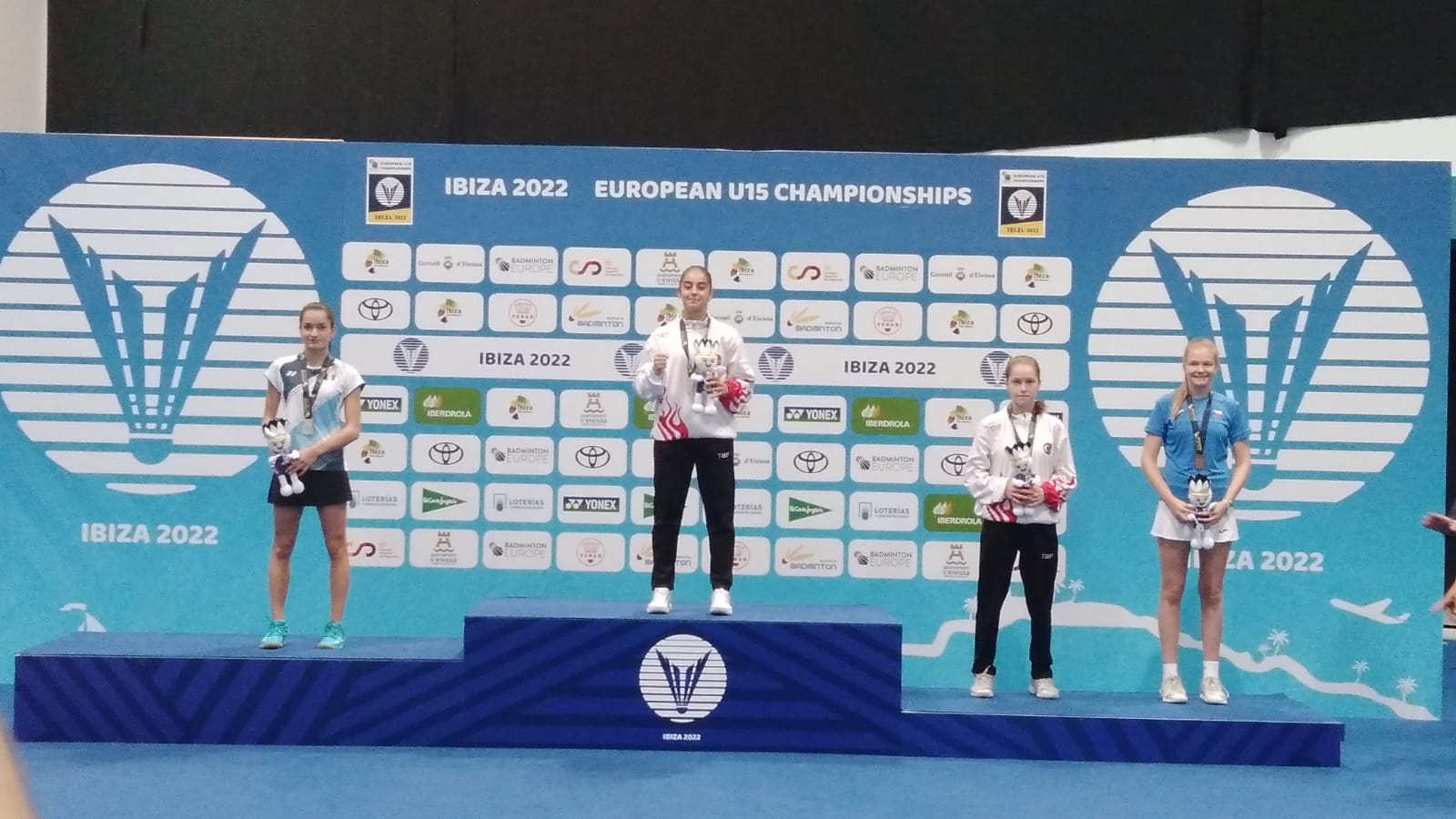 Türk Telekom'un millî badmintoncusu Avrupa Şampiyonu oldu