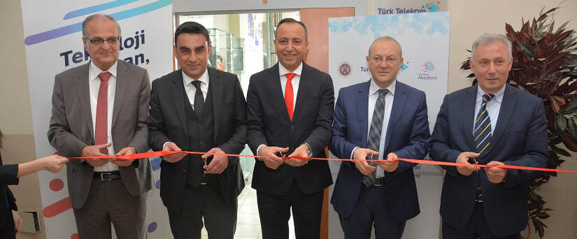 Atatürk Üniversitesi öğrencileri, telekomünikasyon sektörünü “Ustasından” öğrenecek