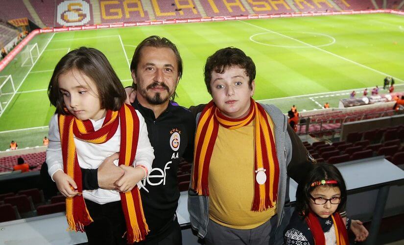 Günışığı çocukları Galatasaray – Elazığspor maçında buluştu