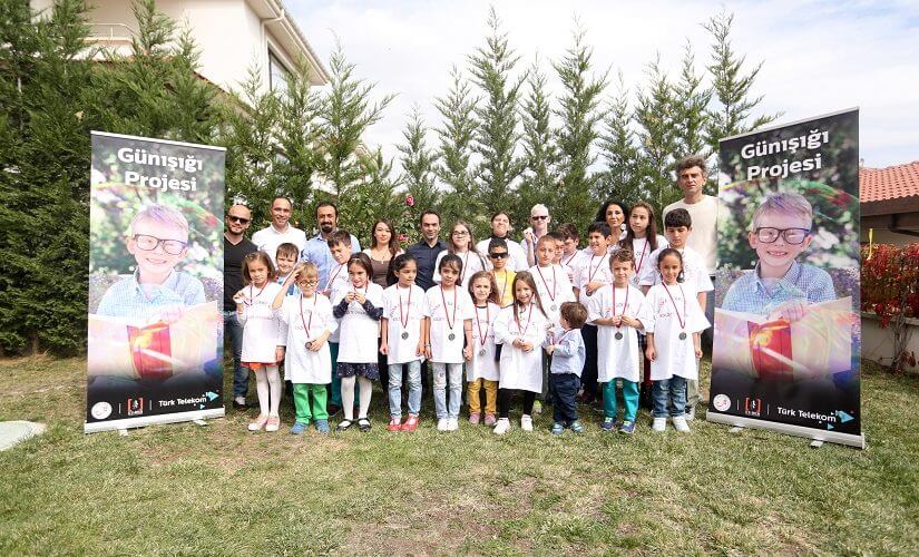 Türk Telekom çalışanlarının çocukları Dünya Görme Günü’nde ‘Günışığı Çocukları’yla buluştu
