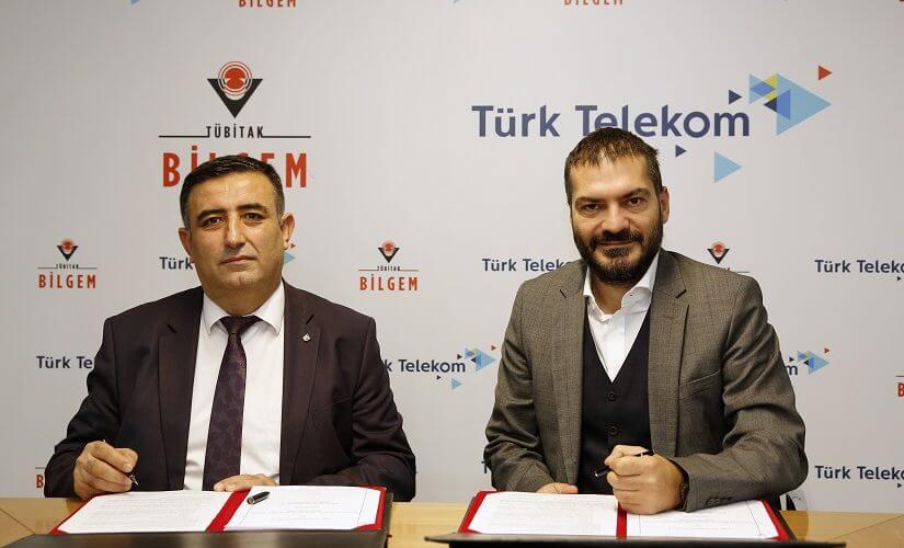 Türk Telekom ve TÜBİTAK BİLGEM, ‘kibrit kutusu’ büyüklüğünde mobil EKG ile 24 saat kalbinizi takip edecek